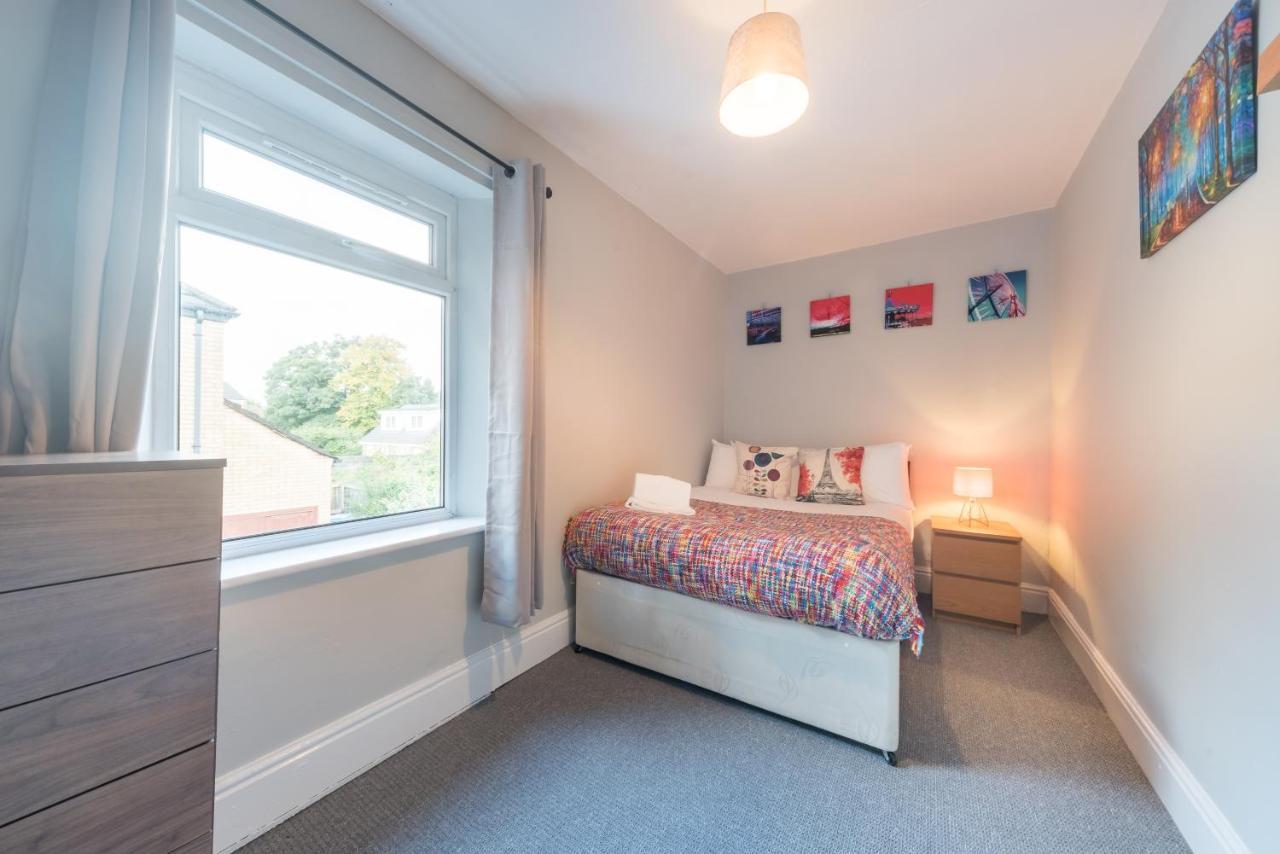 3 Bedroom Saks - 2 Living Area House In Newland Ave Hull Kingston upon Hull Exterior foto