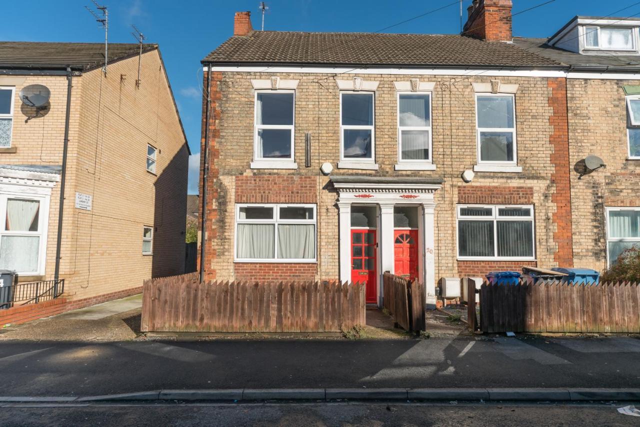 3 Bedroom Saks - 2 Living Area House In Newland Ave Hull Kingston upon Hull Exterior foto